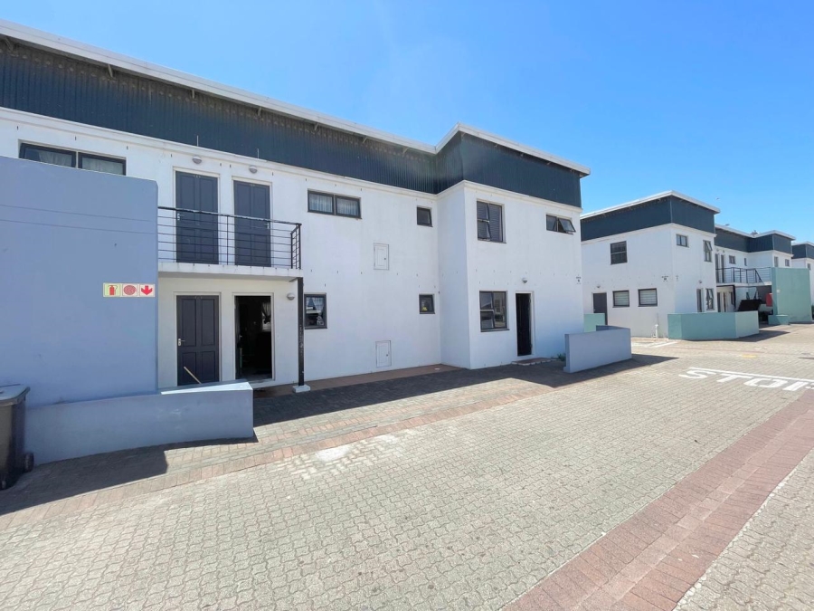 1 Bedroom Property for Sale in Maitland Western Cape